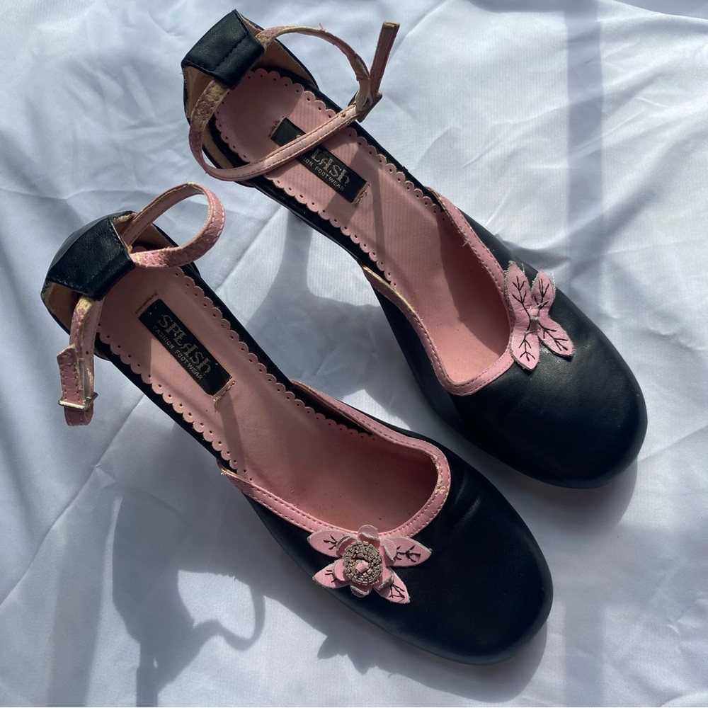 Y2K Splash Black and Pink Women's Heels w flower detail
